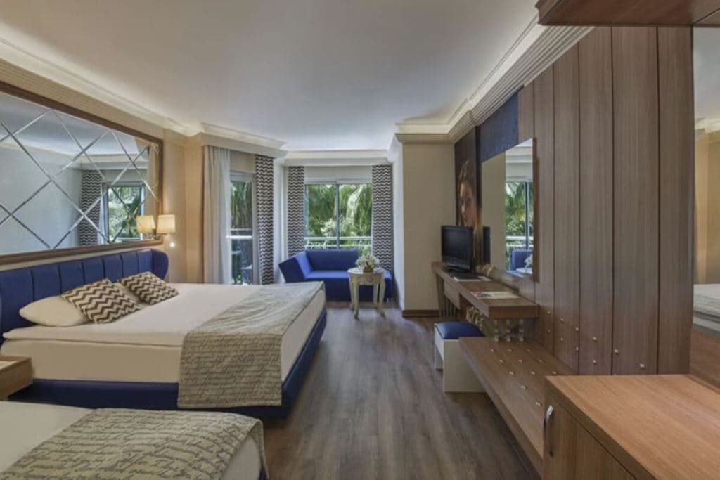 rooms-standard-room-with-balcony