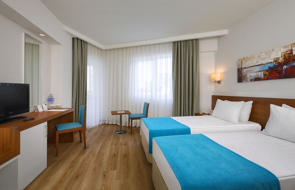 rooms-standard-room
