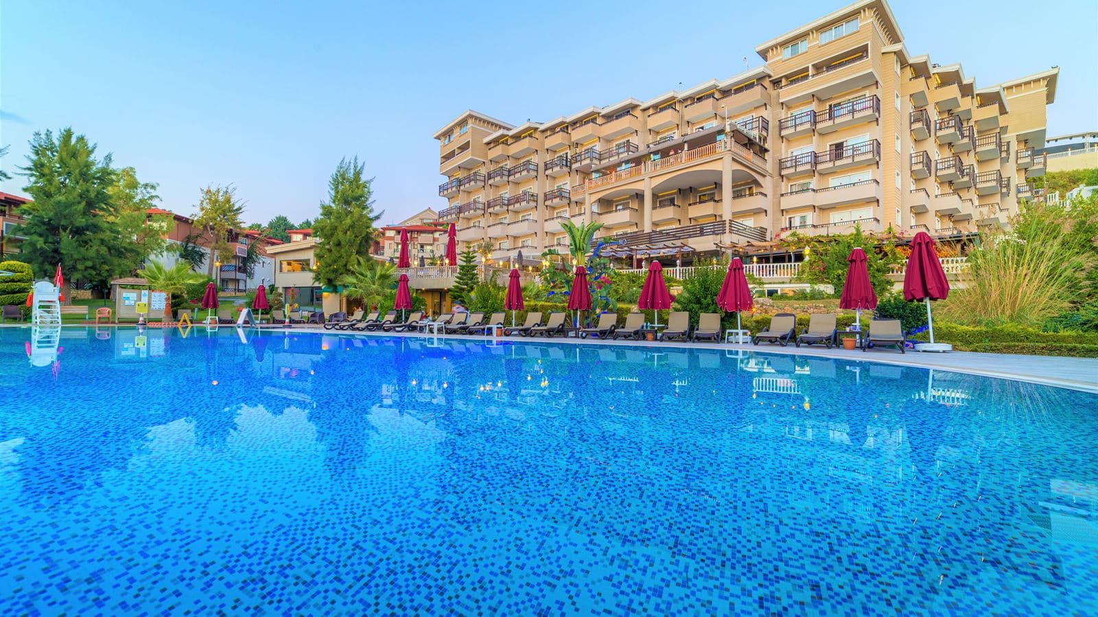 pools-outdoor-pool