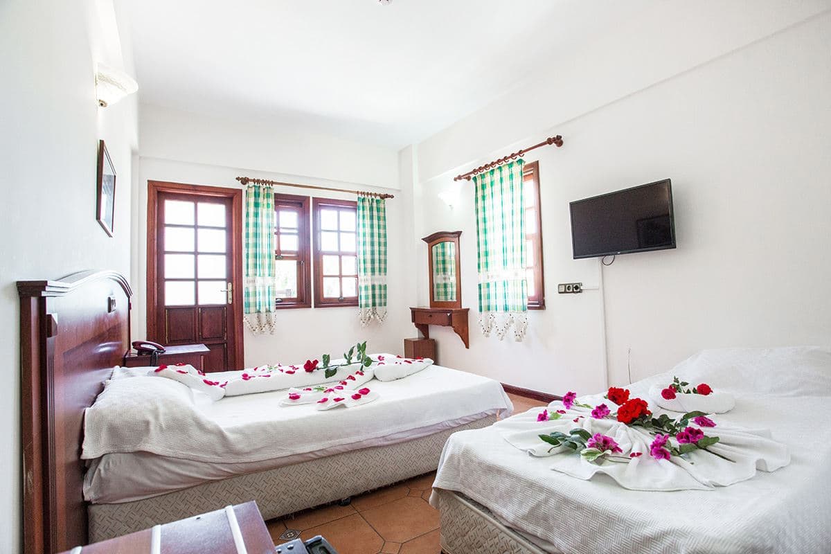 rooms-standard-room