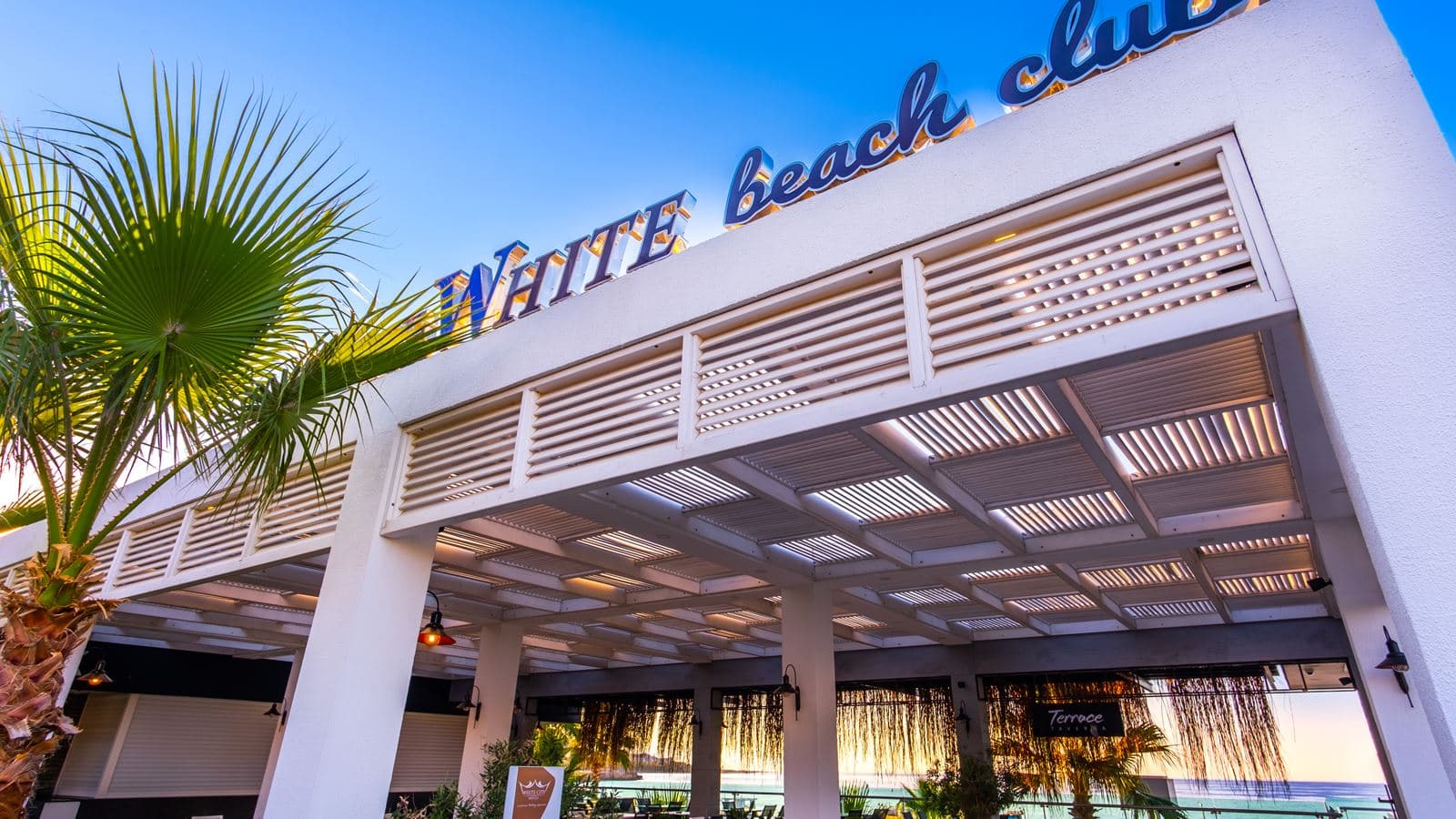bars-beach-bar