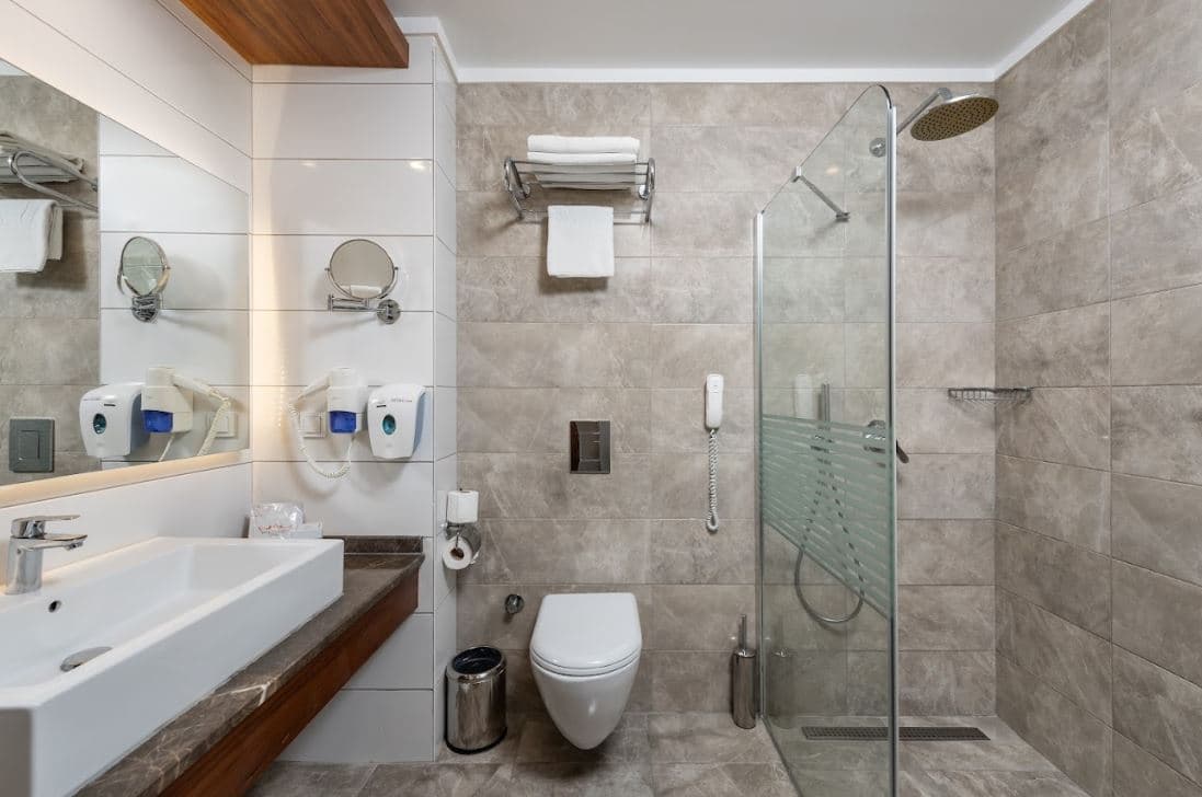 rooms-standard-room-side-sea-view