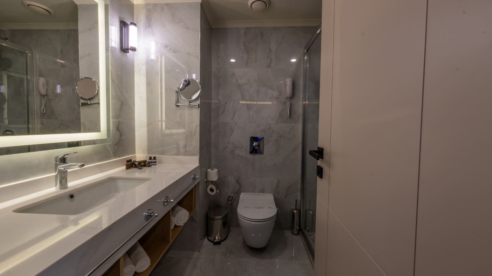 rooms-family-room-type-a