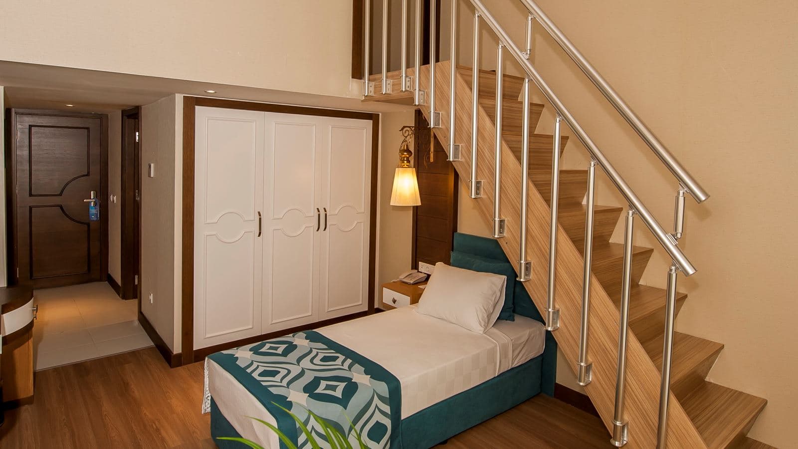 rooms-family-duplex-room