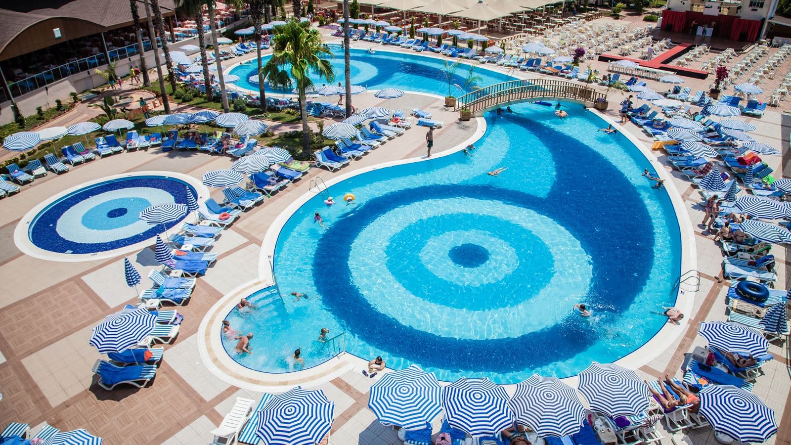 pools-outdoor-pool