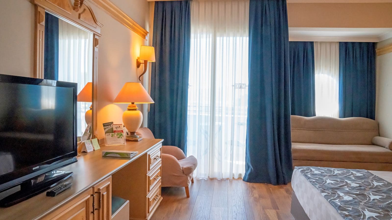 rooms-standard-room