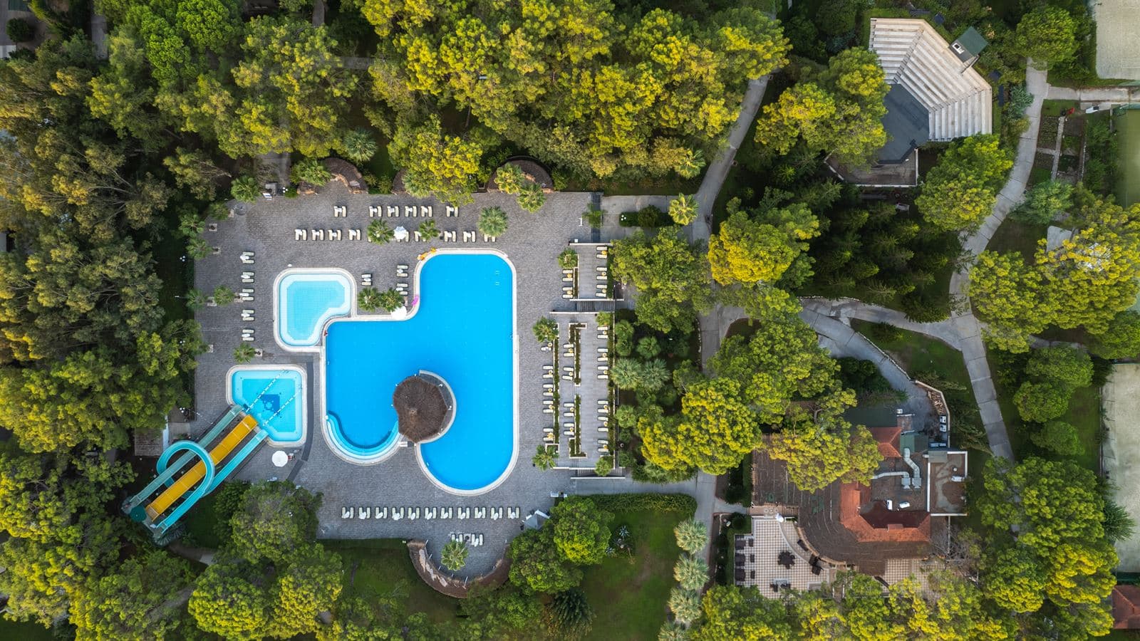 pools-outdoor-pool