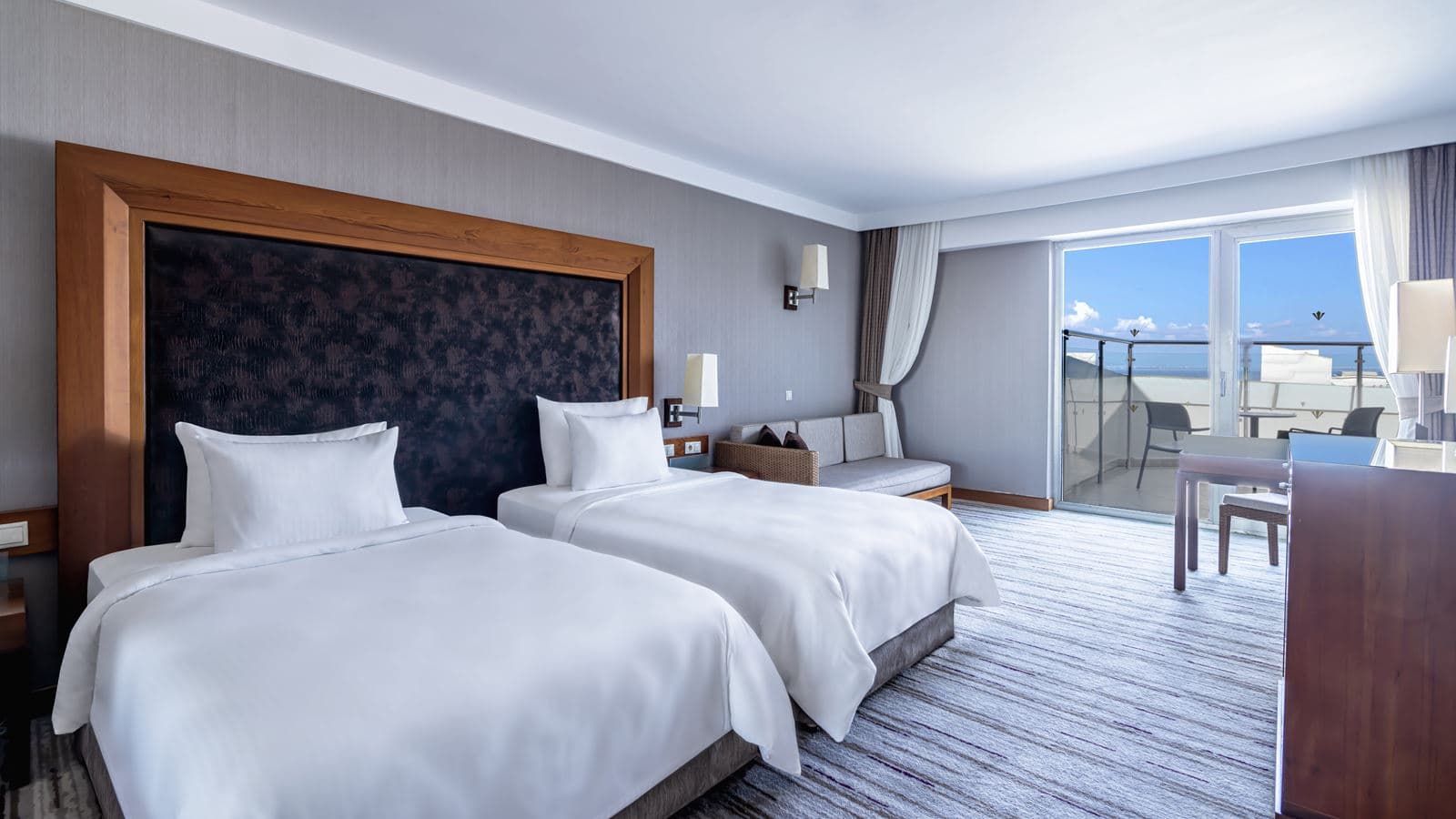 rooms-jaccuzi-room