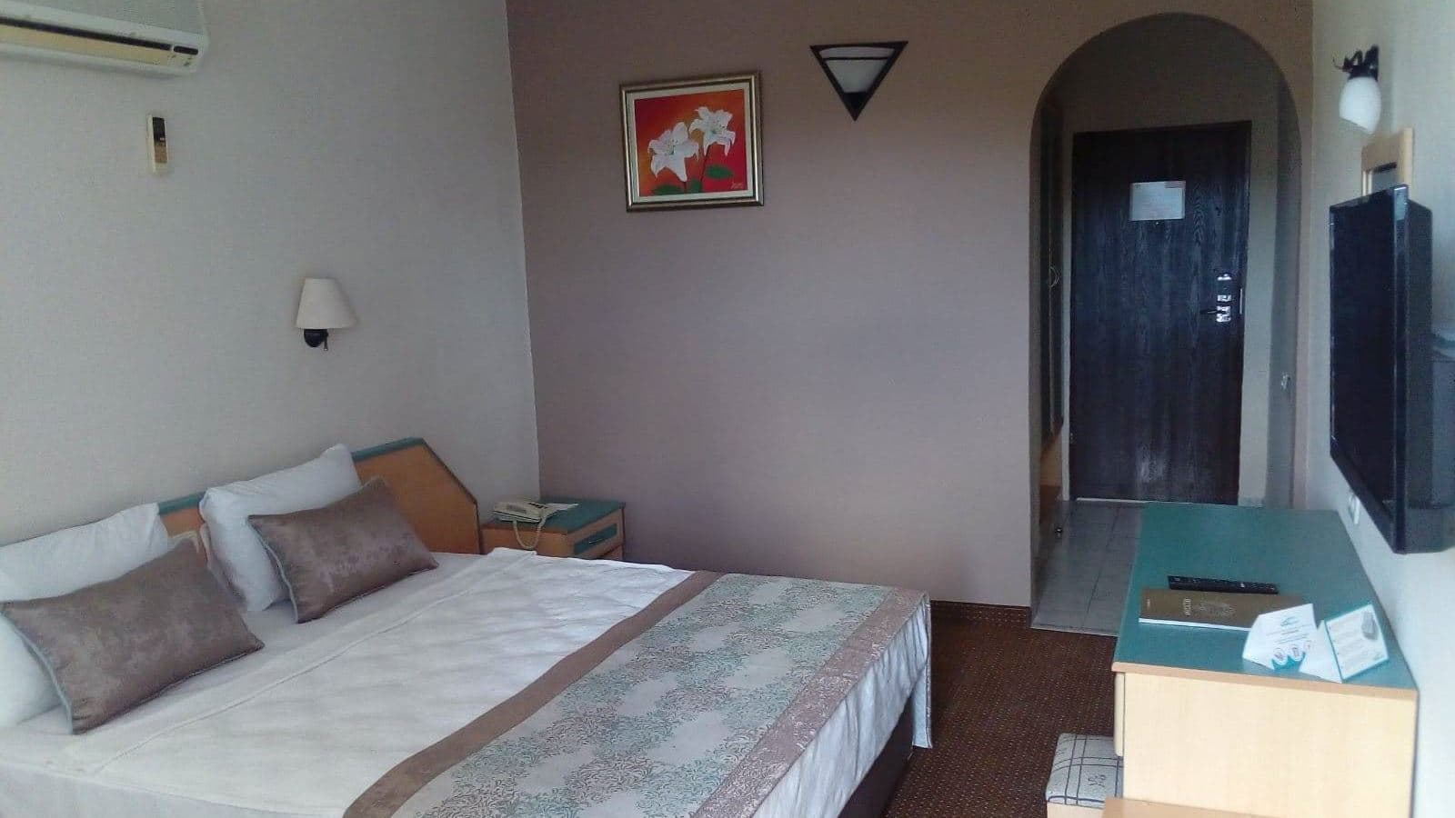 rooms-standard-room