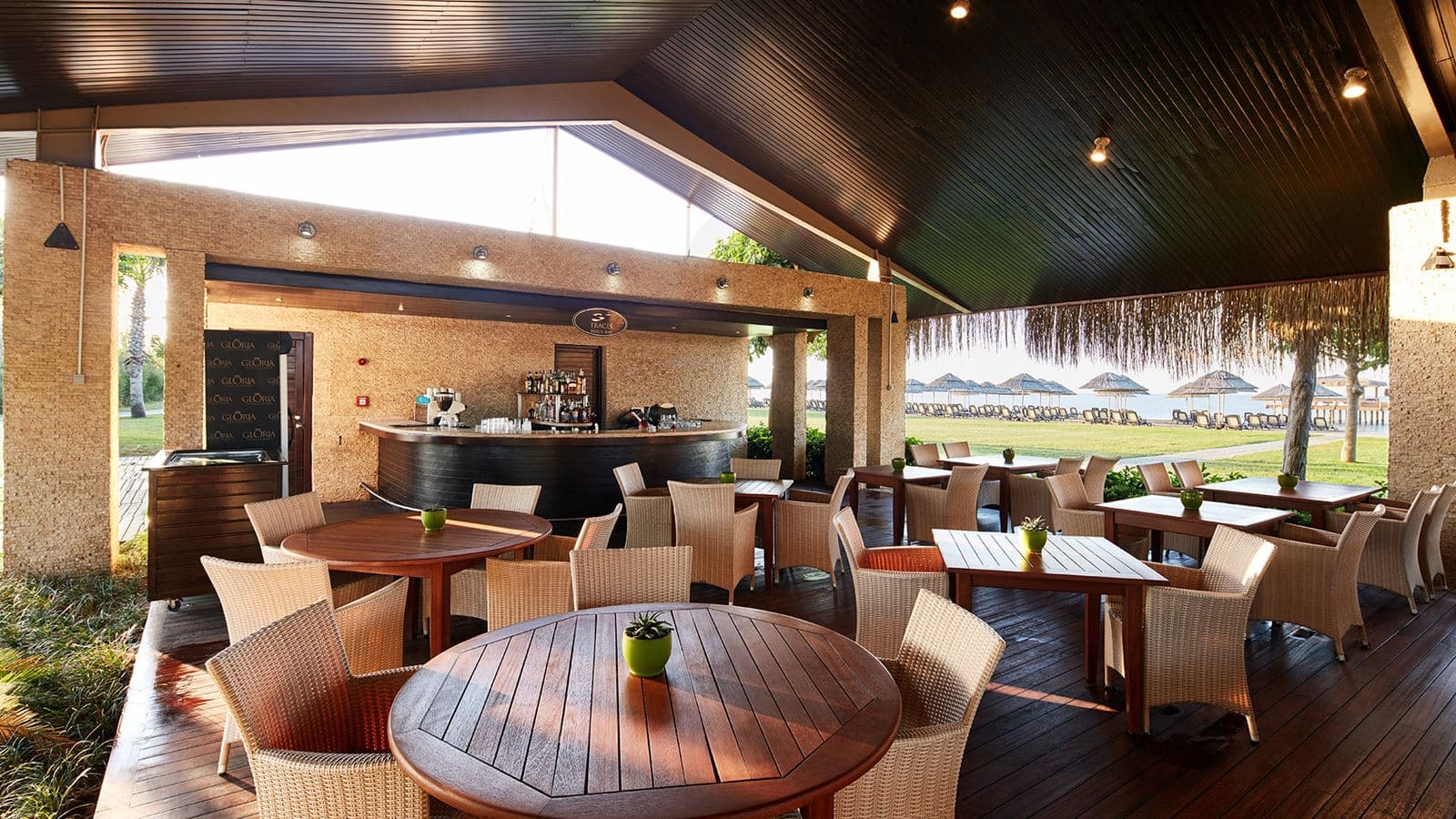 restaurants-traces-beach-snack