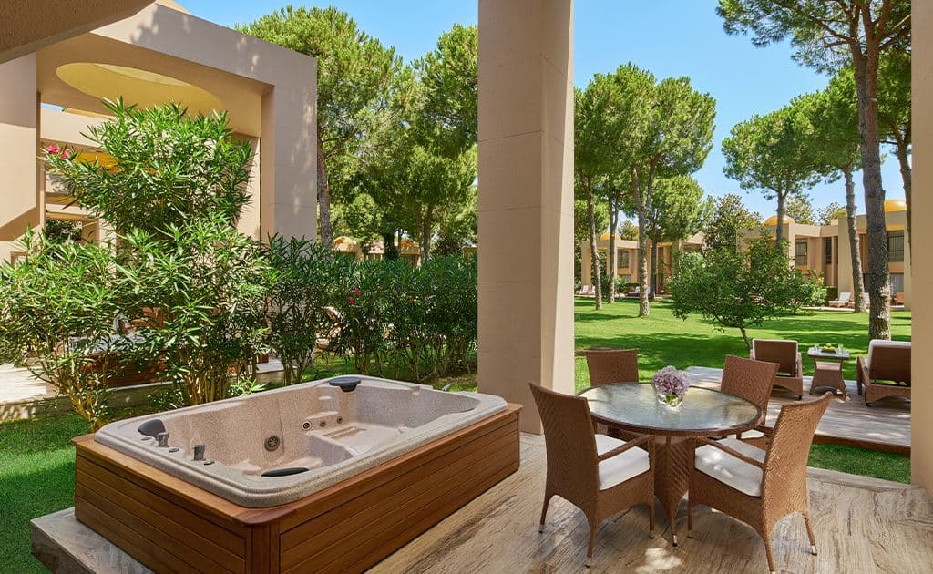 rooms-garden-villa
