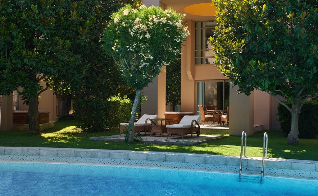 rooms-pool-villa