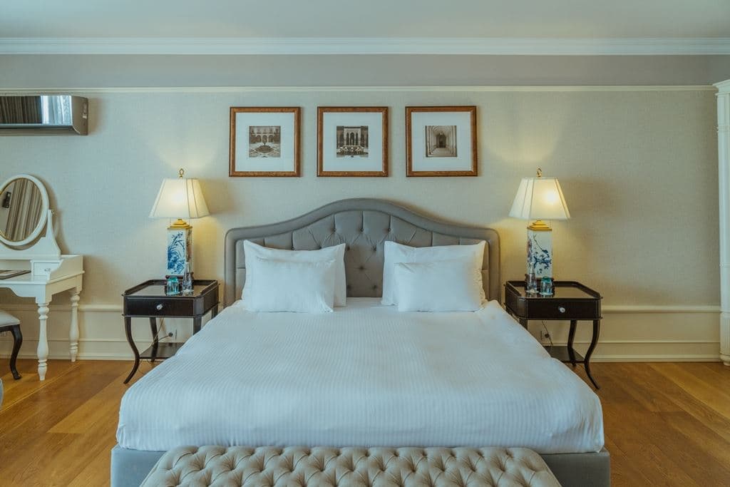 rooms-king-suite