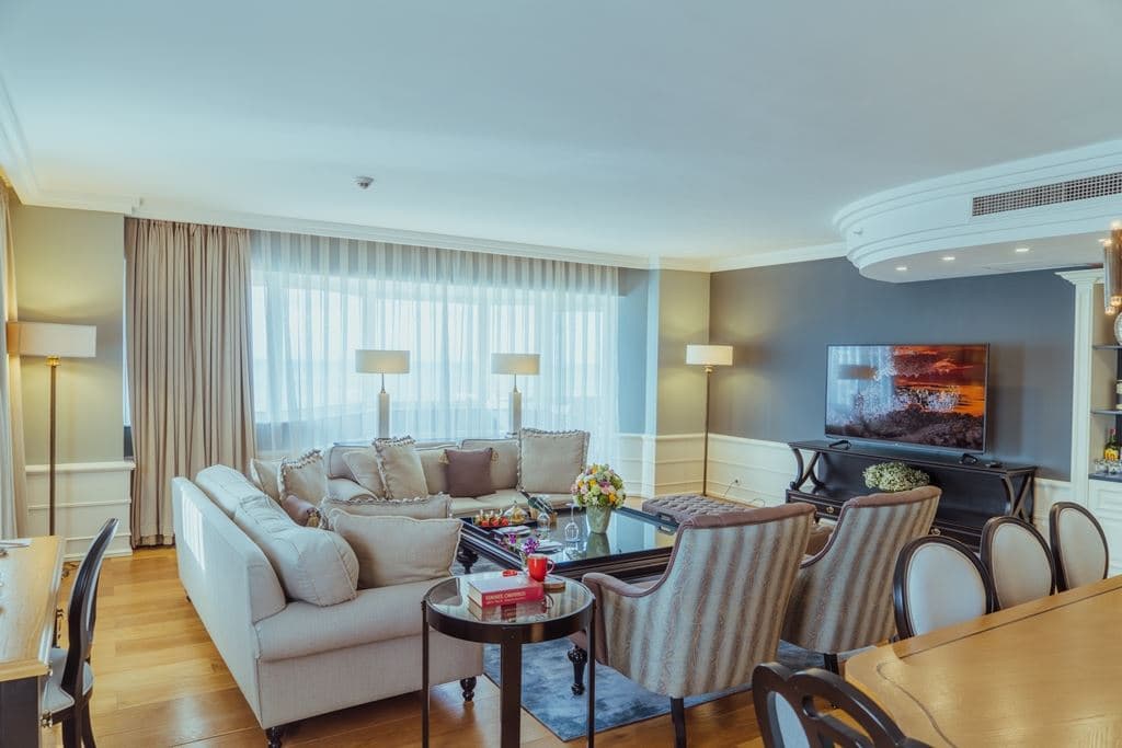 rooms-king-suite
