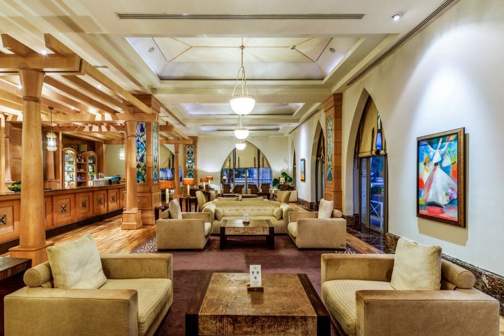 bars-dome-cafe