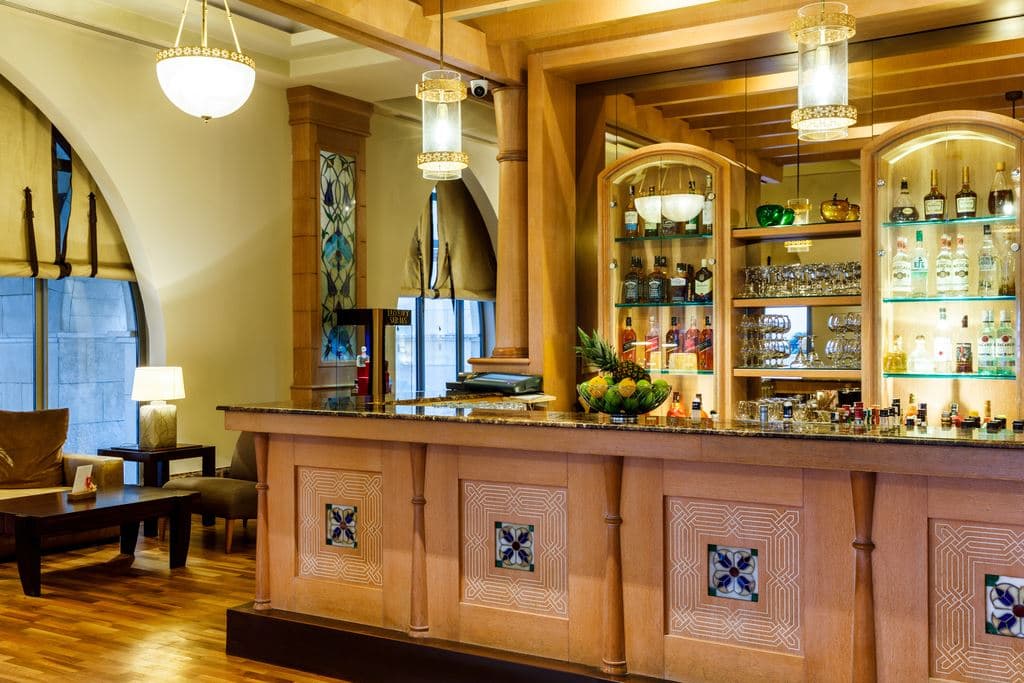 bars-dome-cafe