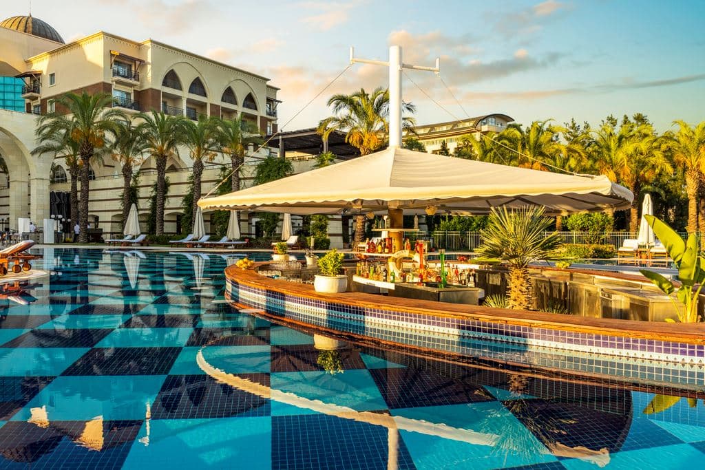 bars-swim-up