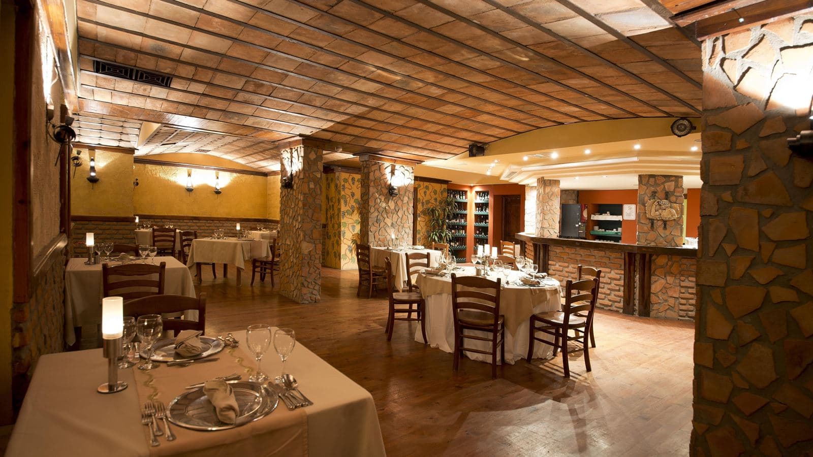 restaurants-restaurants