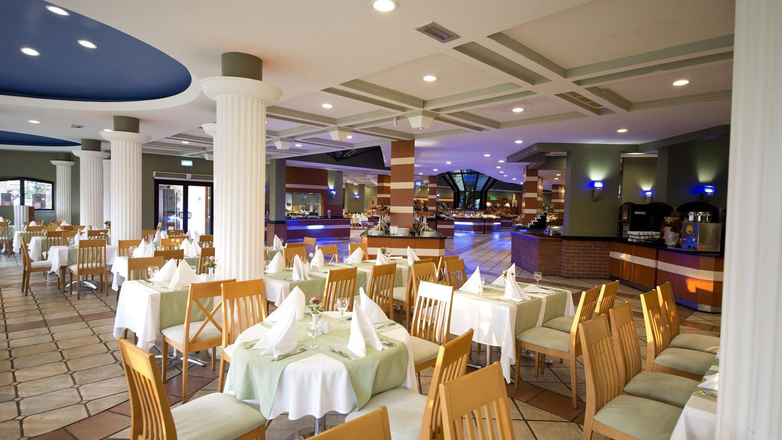 restaurants-restaurants