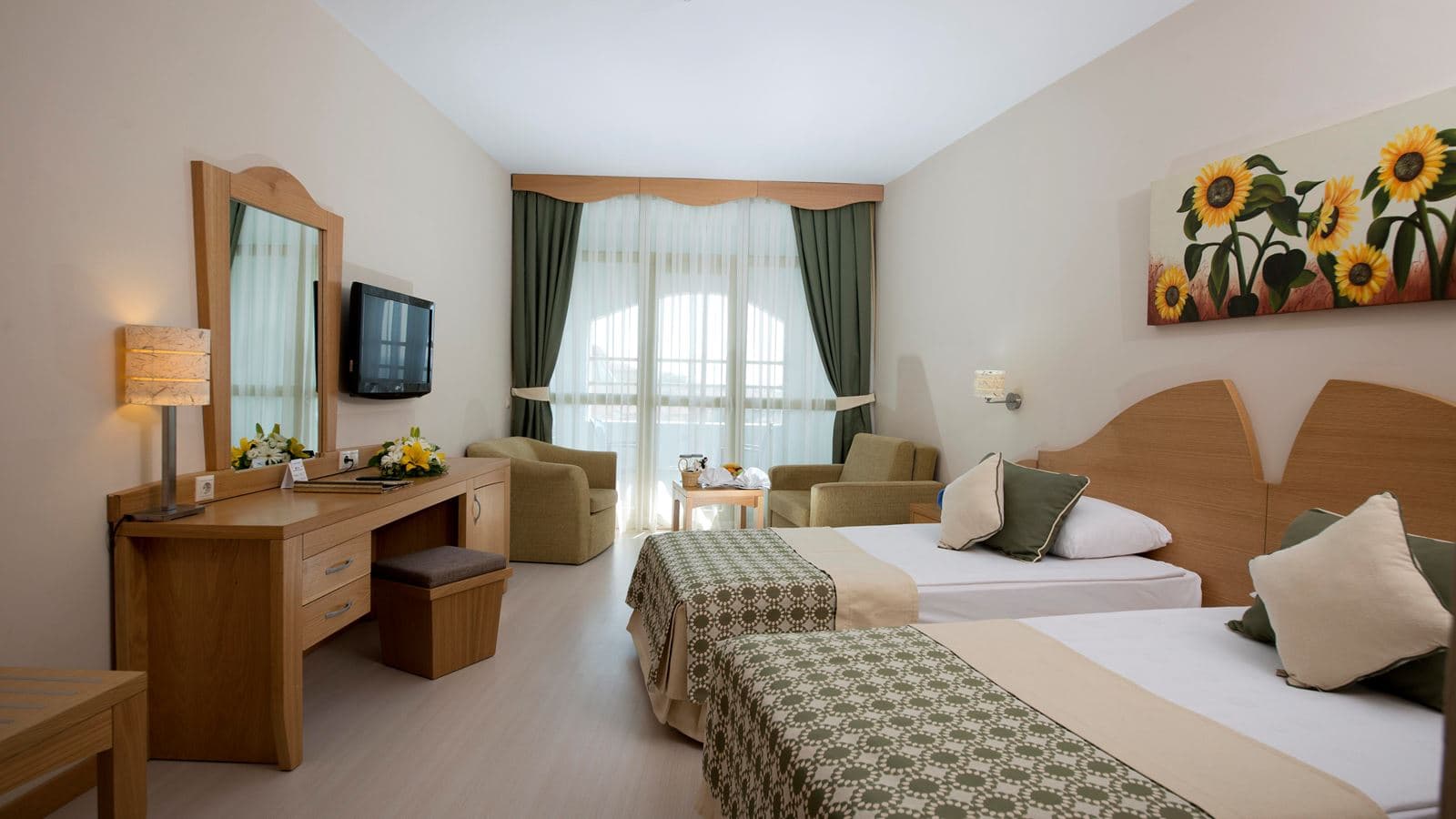 rooms-family-room
