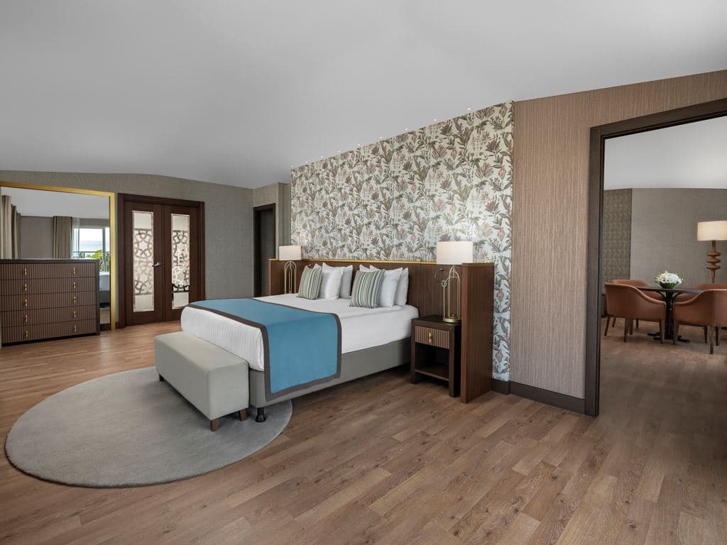 rooms-king-suite