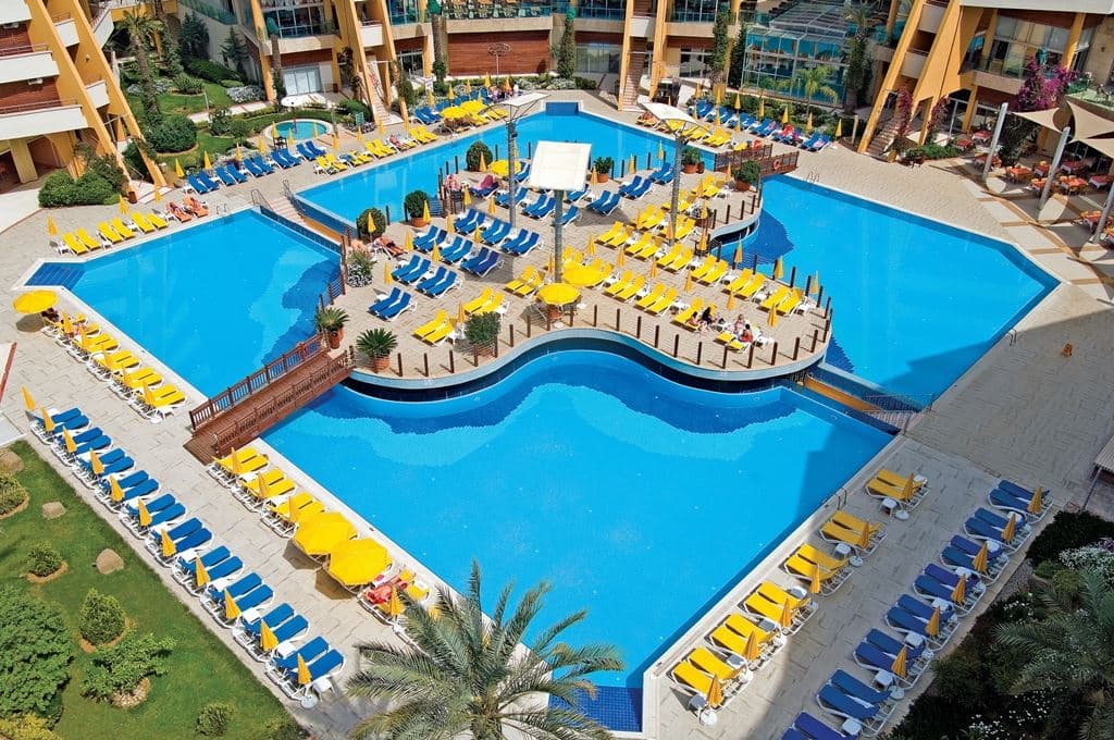 pools-outdoor-pool