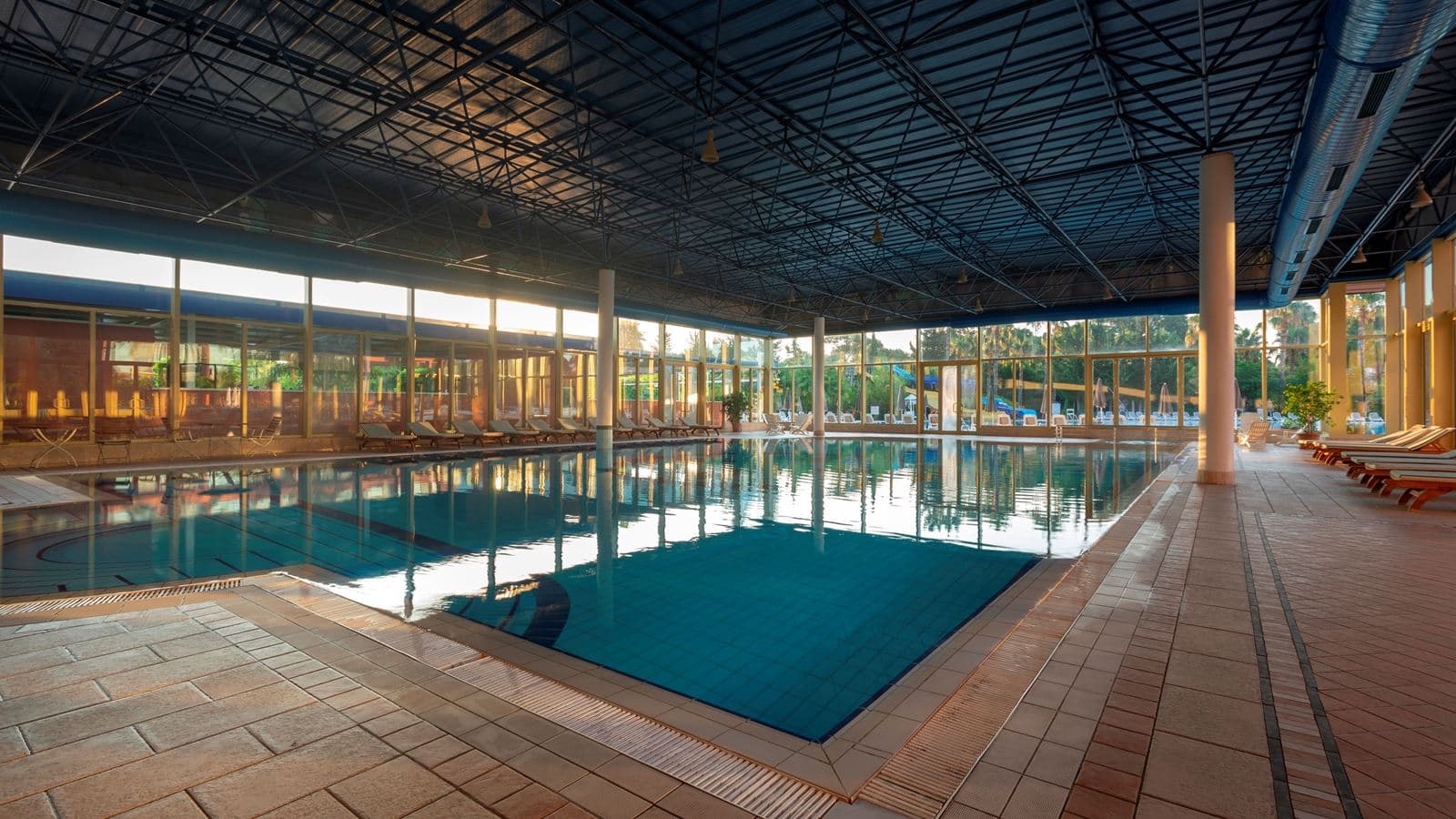 pools-indoor-pool