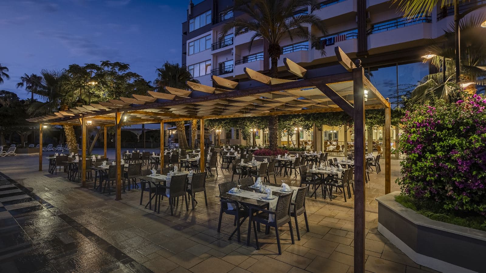 restaurants-