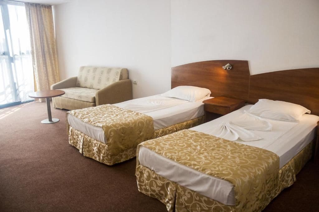 rooms-double-room