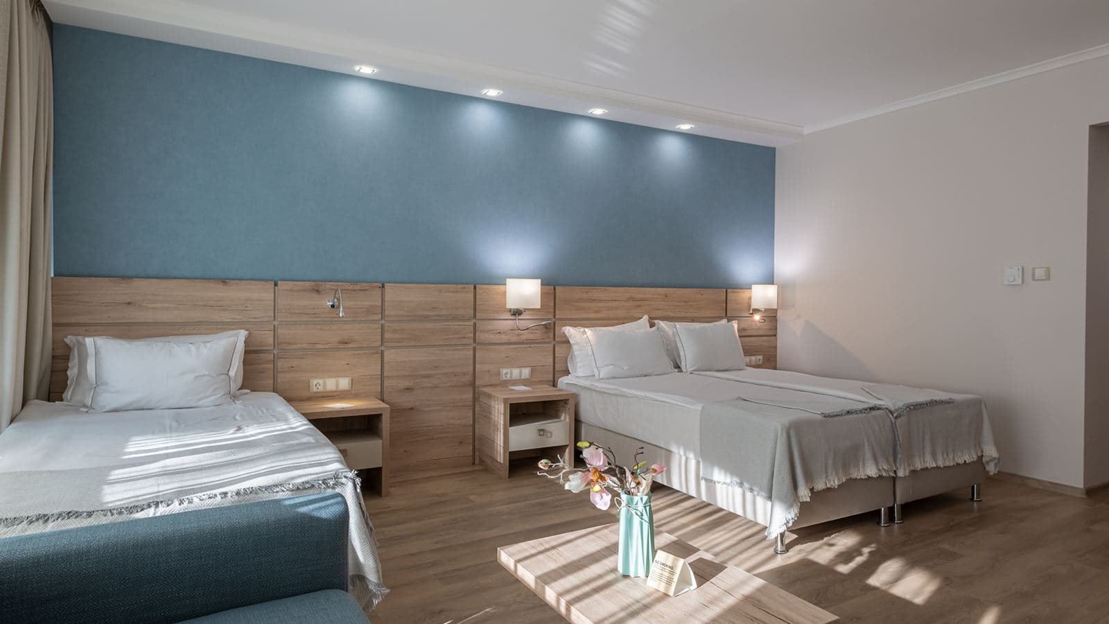 rooms-standard-studio-balcony