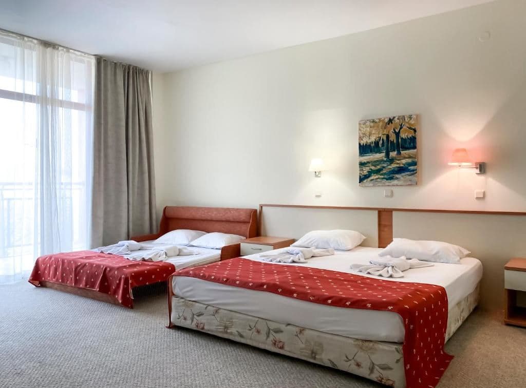 rooms-family-room-sea-view