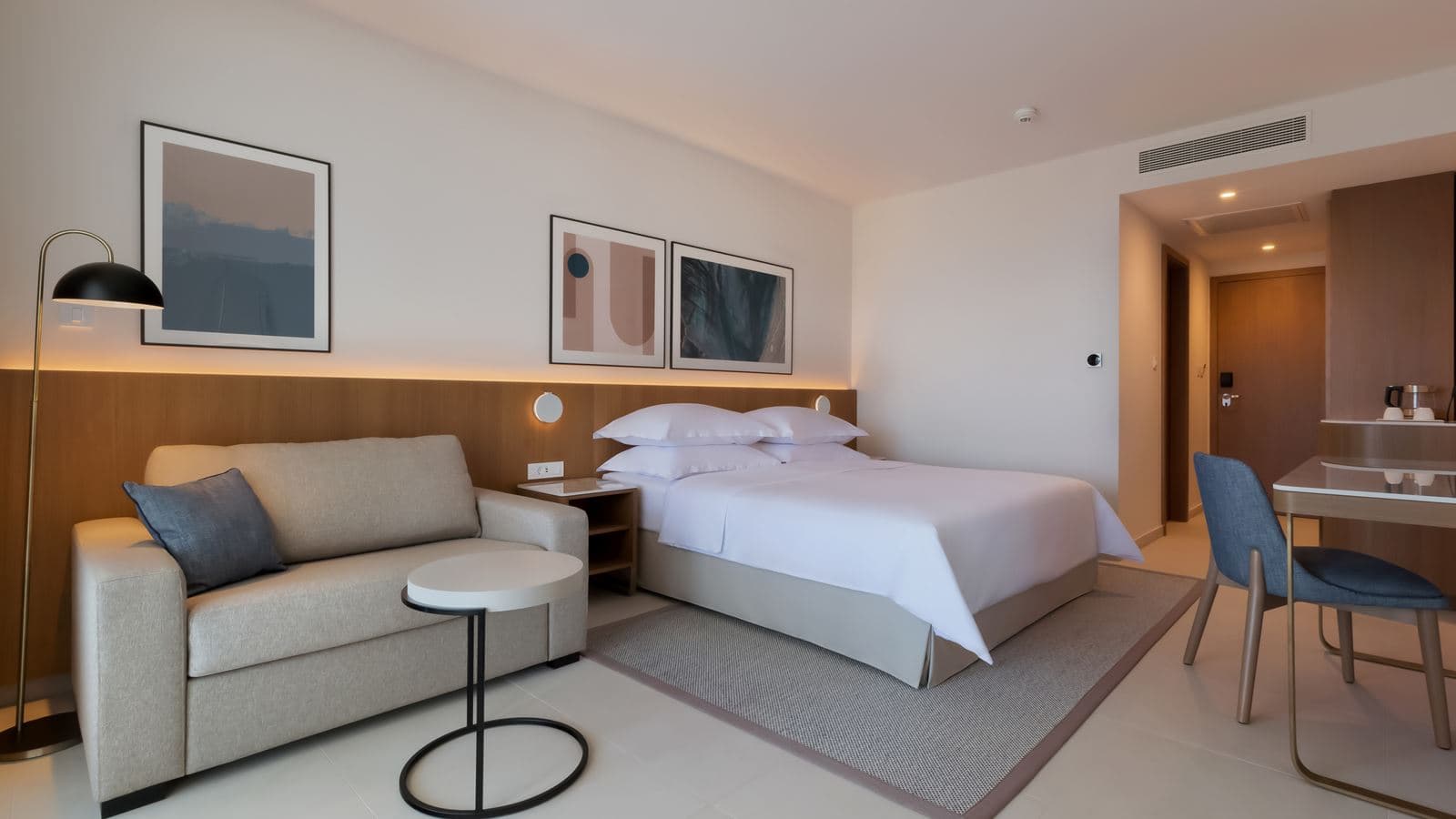 rooms-superior-room