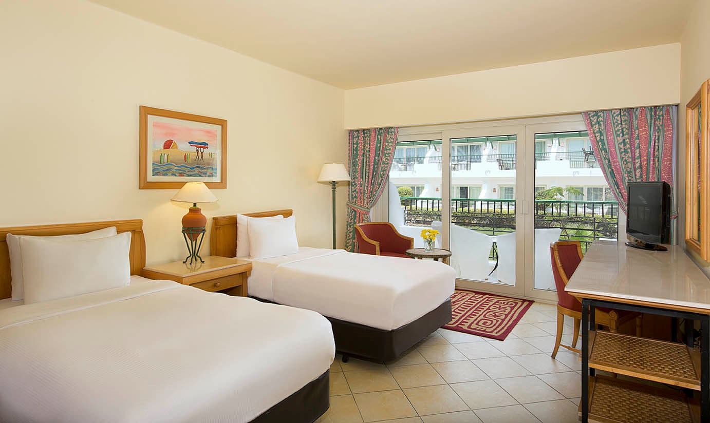 rooms-standard-room