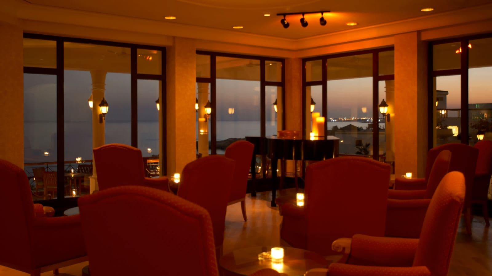 restaurants-stars-music-bar