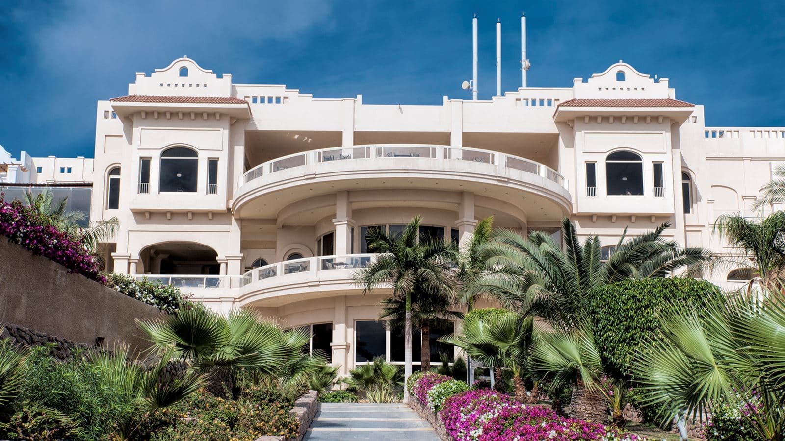 general-main-building