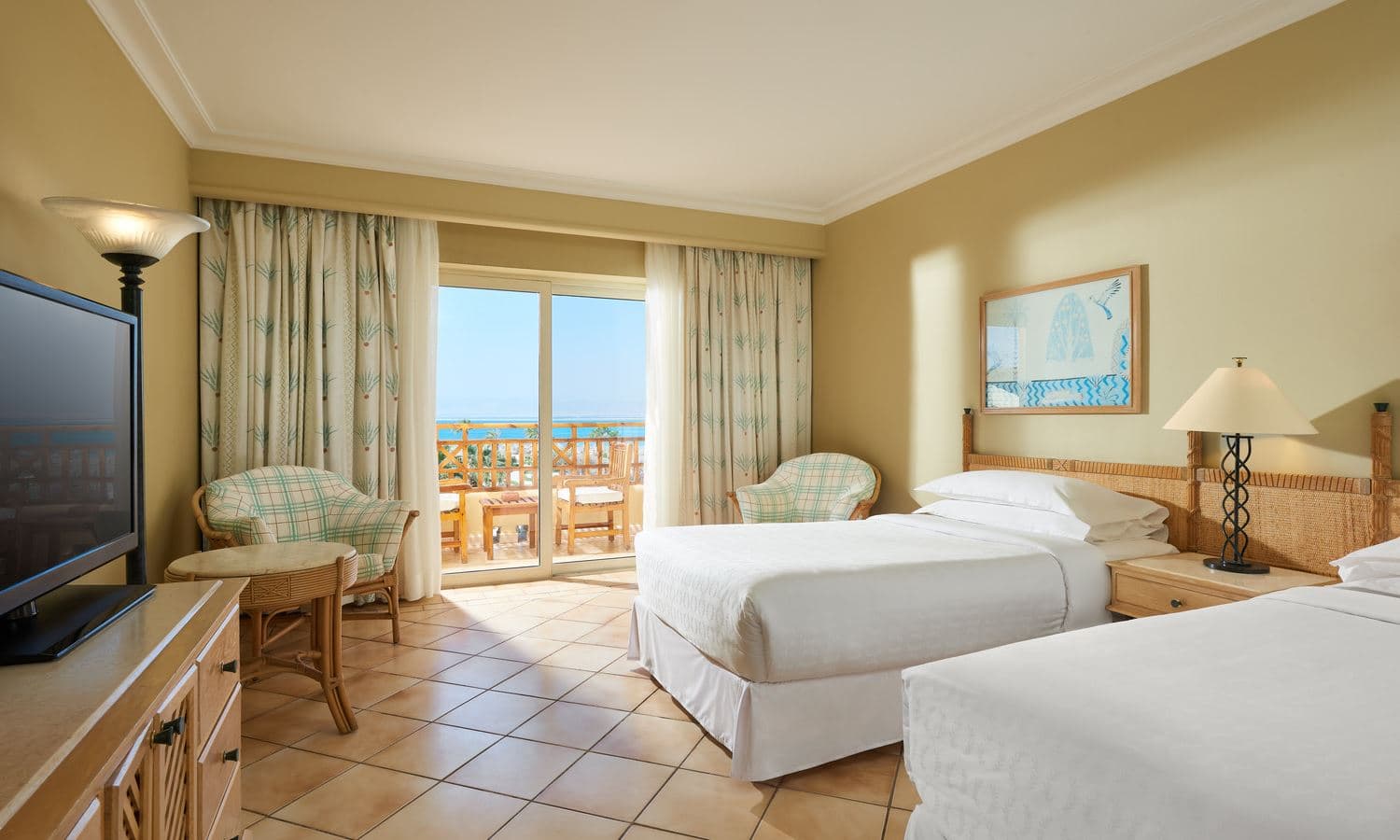 rooms-family-room