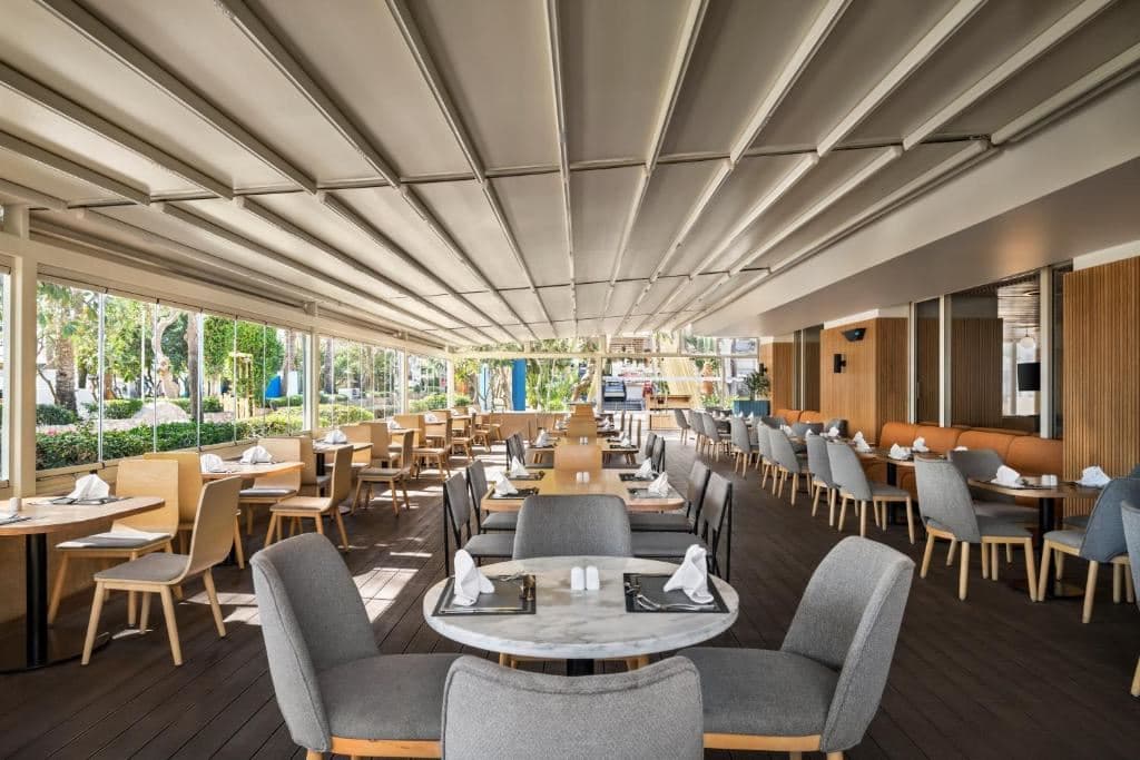 restaurants-restaurants