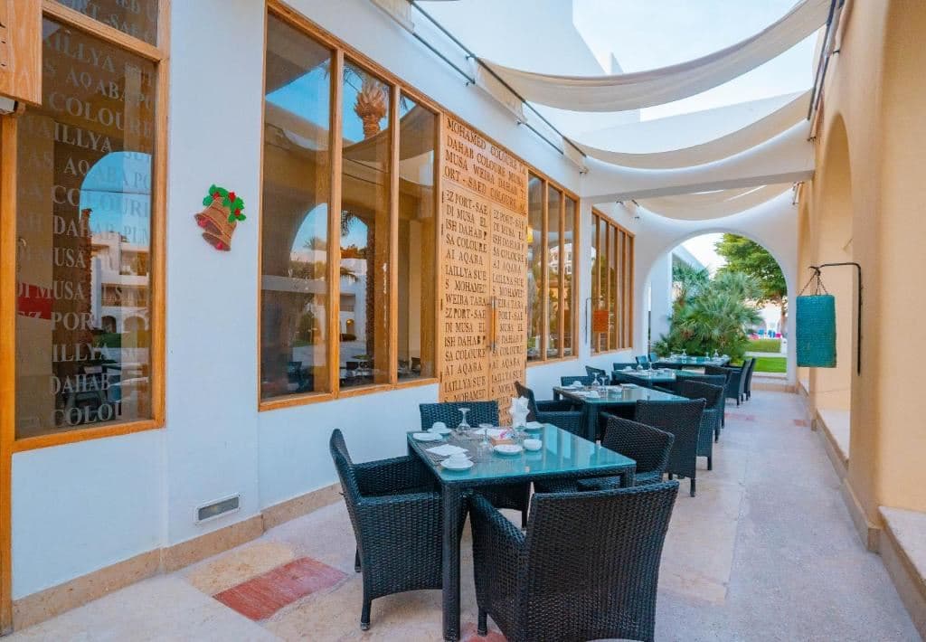 restaurants-restaurants