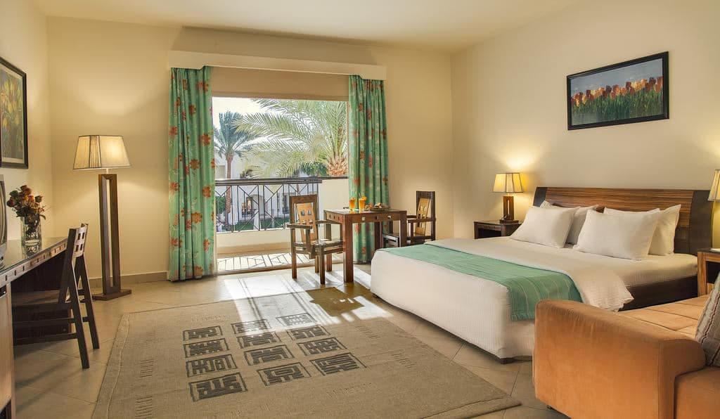 rooms-superior-room
