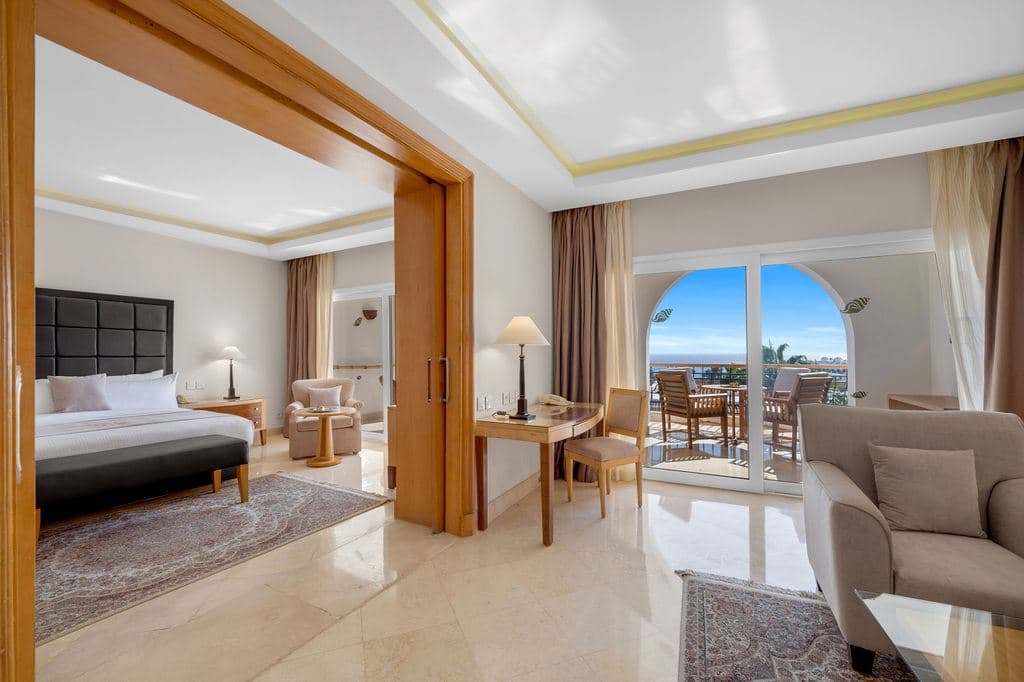 rooms-diplomatic-suite