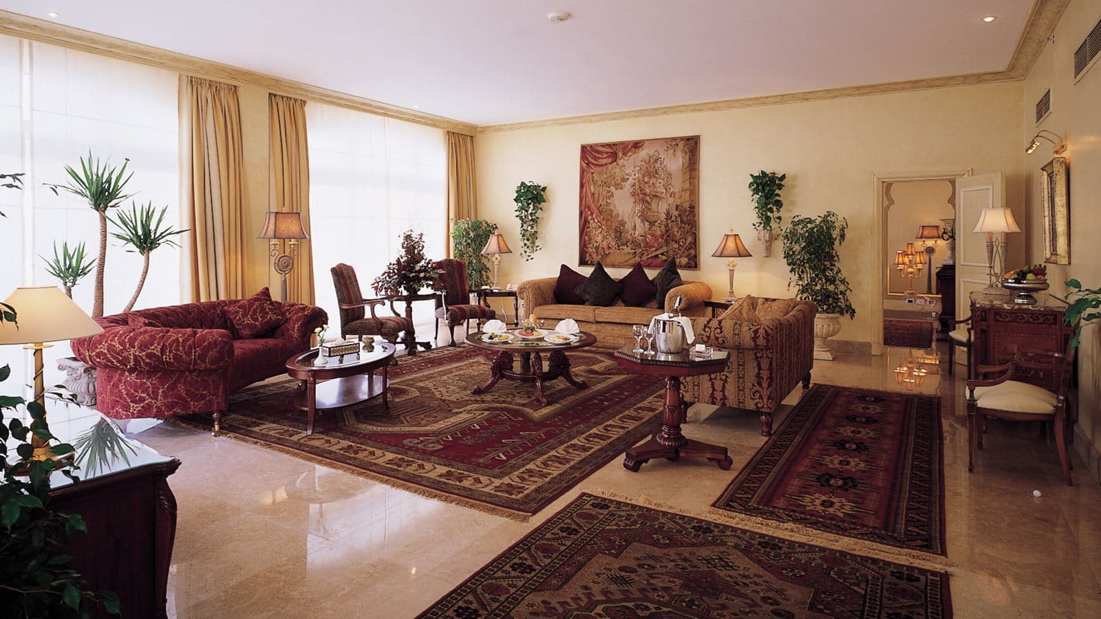 rooms-royal-suite