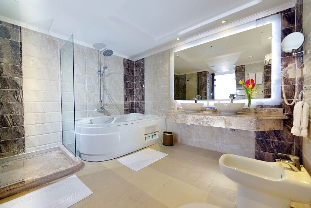 rooms-blue-suite