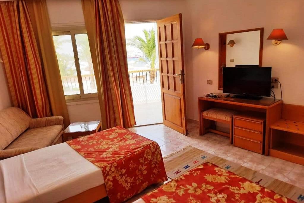 rooms-standard-room