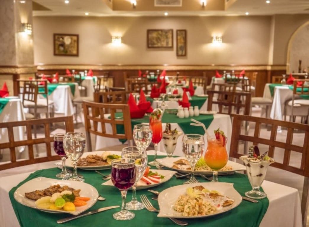 restaurants-restaurants