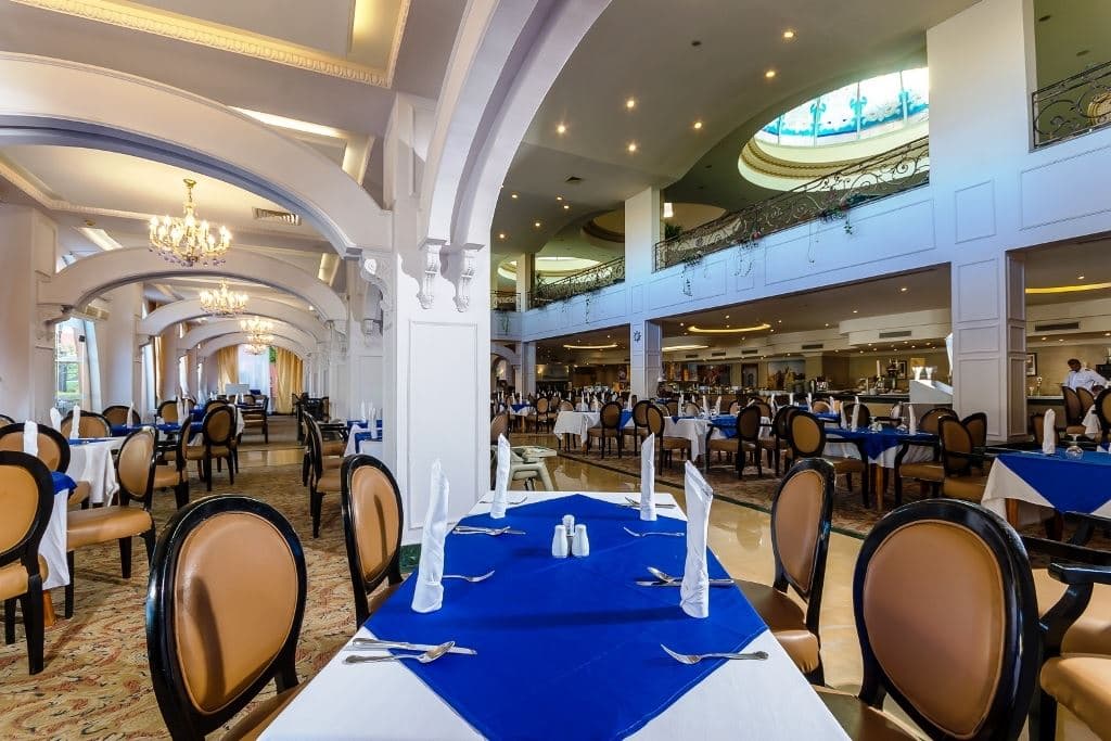 restaurants-restaurants