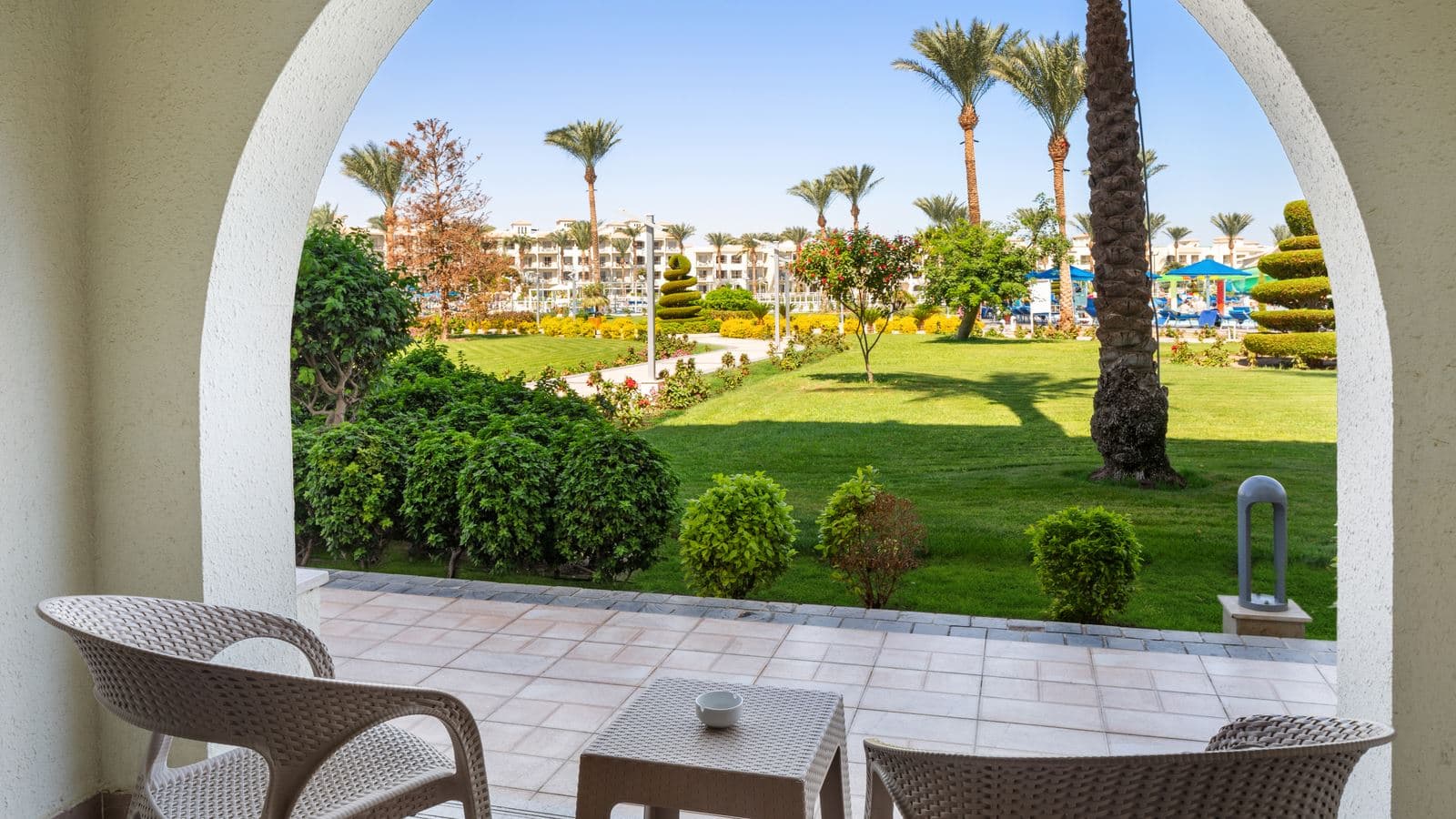 rooms-standard-garden-view-room