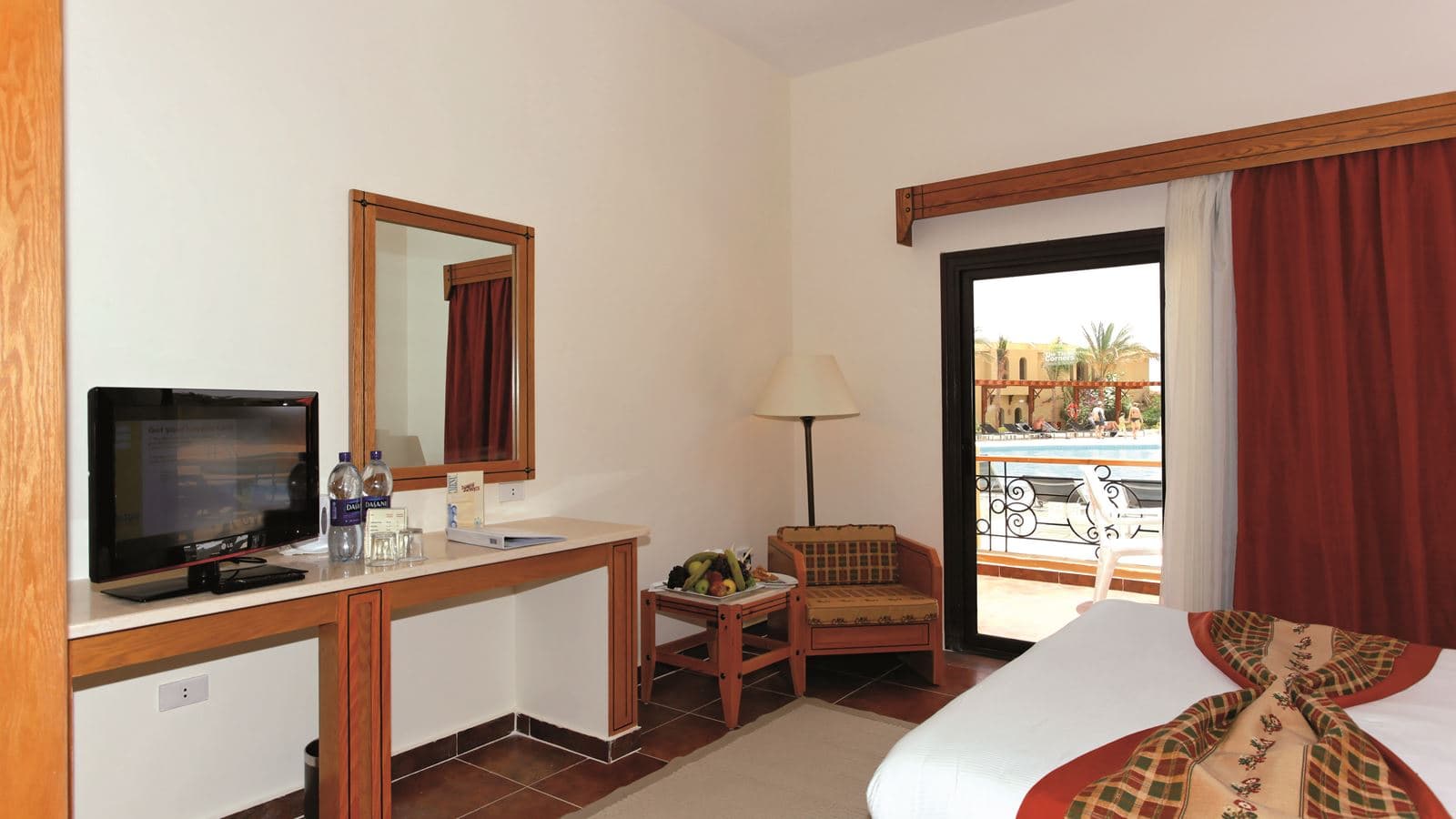 rooms-grand-room
