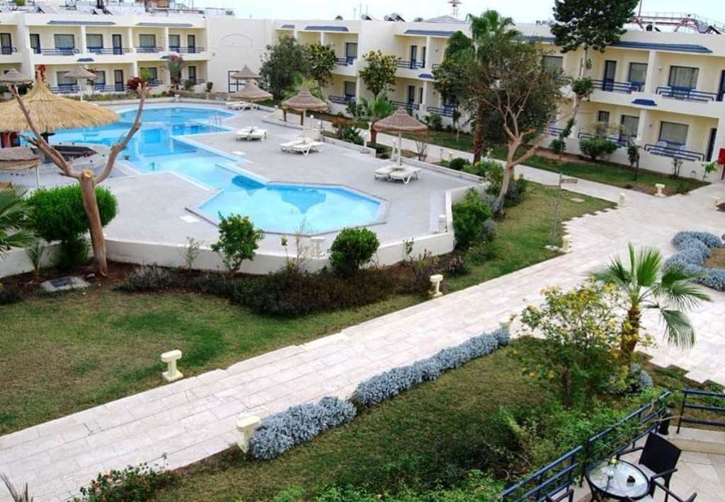 pools-pools