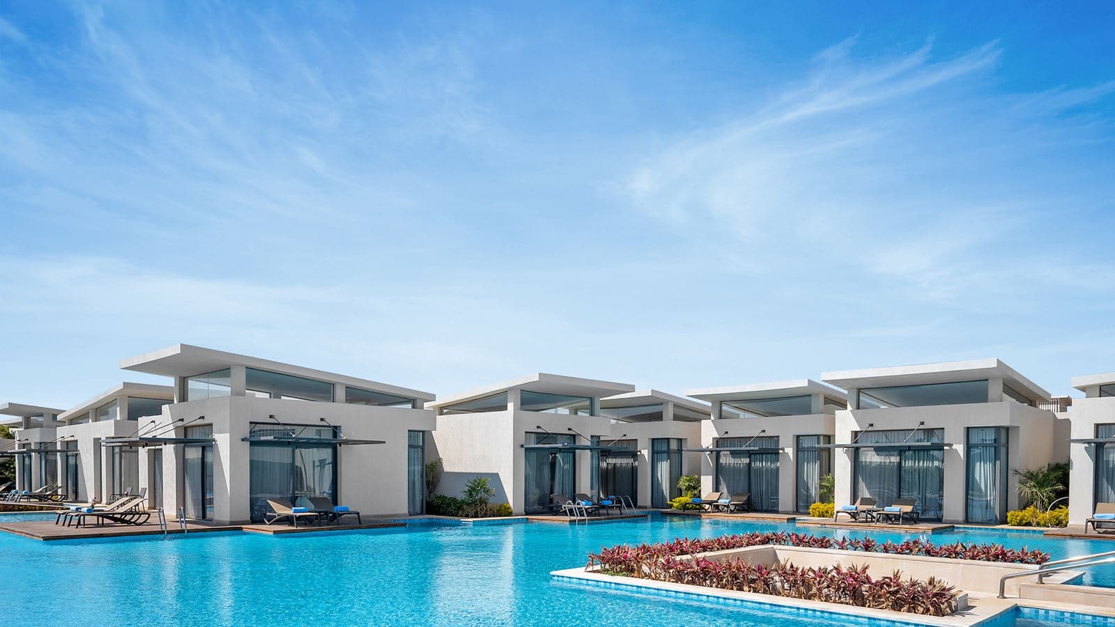 rooms-pool-villa
