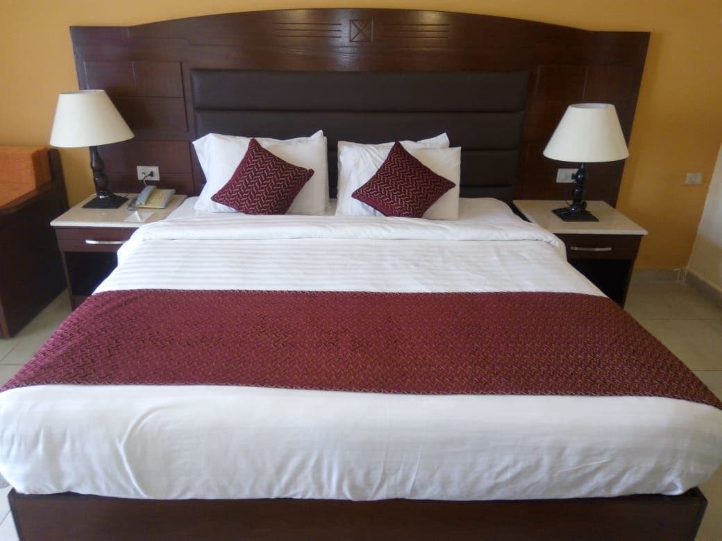 rooms-standard-room